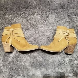 Dolce Vita DV8 Jennie Tassel Heeled Bootie